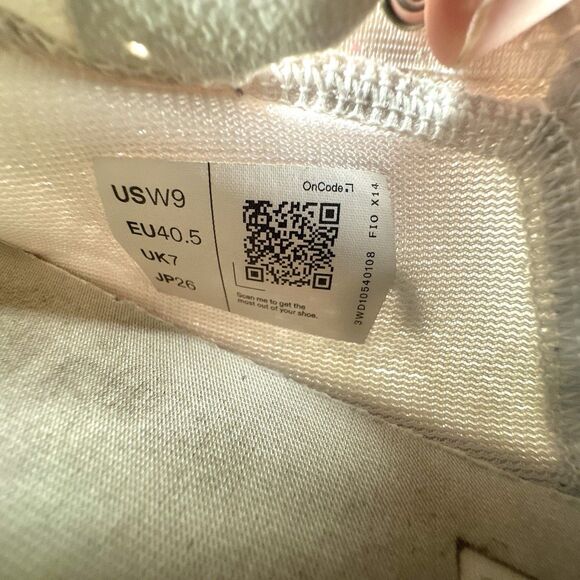 On Cloud 5 Coast Lifestyle Shoes Women's Size 9 Beige White Sneakers Lightweight - Picture 13 of 16